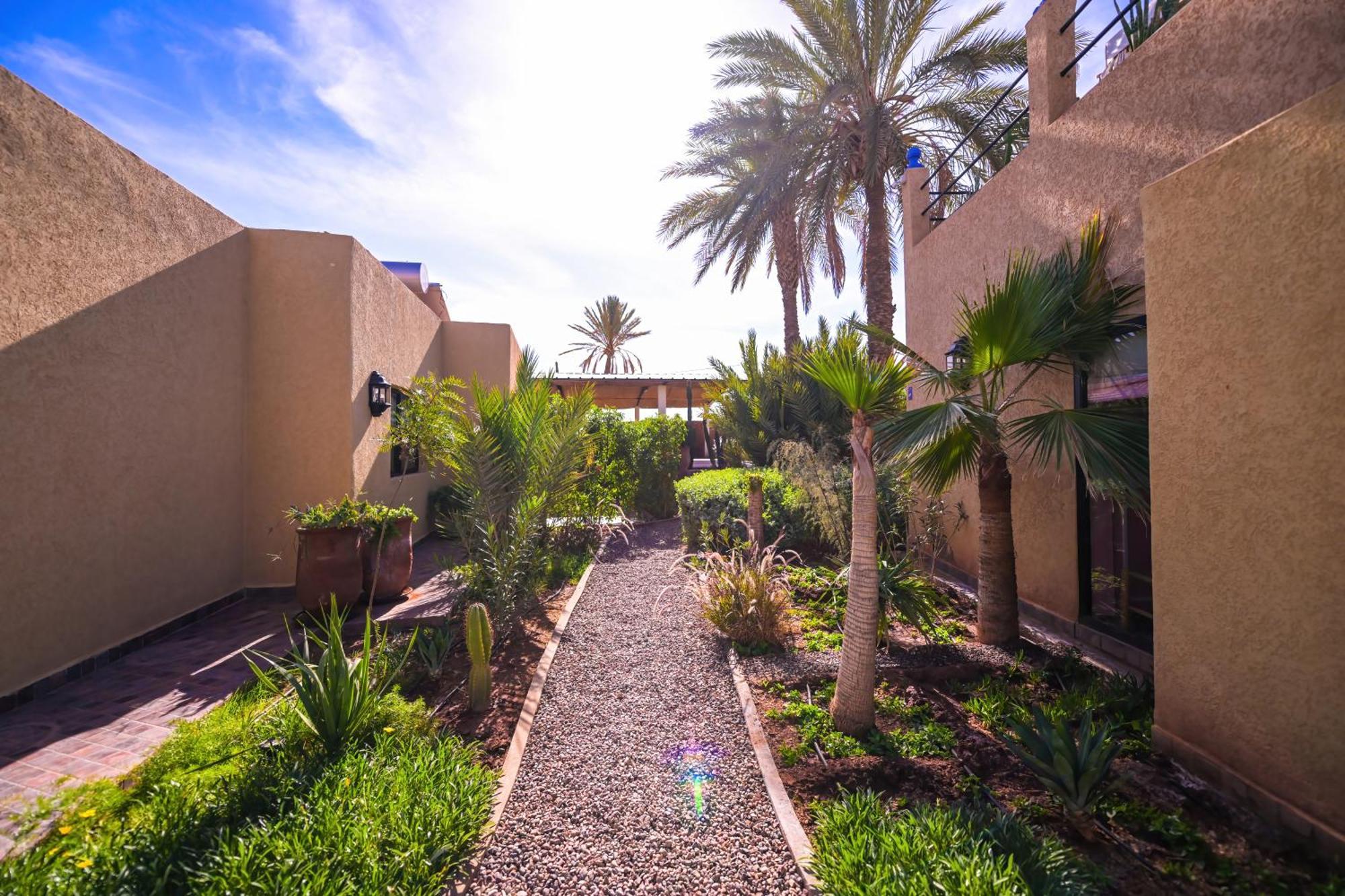 Maison Daouia Ouled Jelal Esterno foto